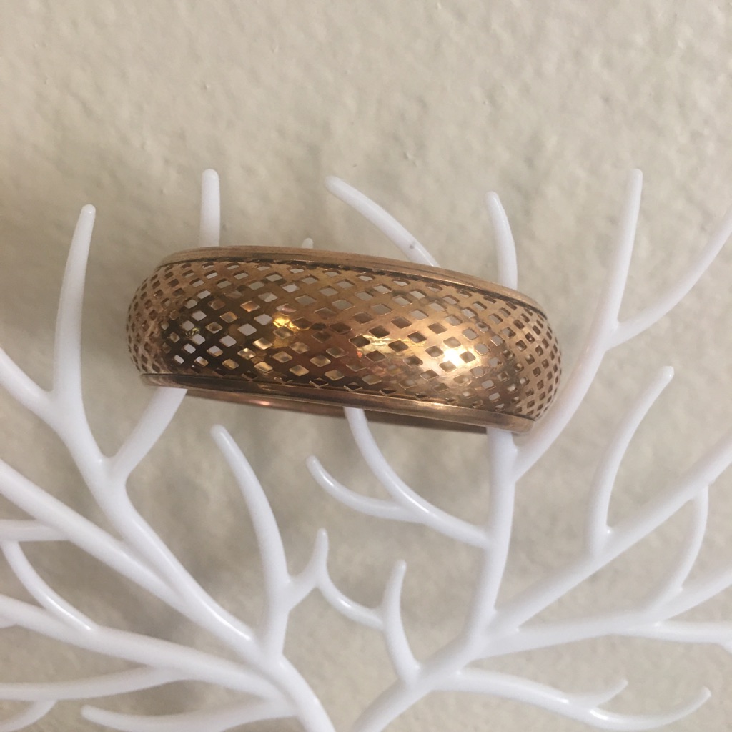 Vintage Copper Tone Bangle Fits Up To Size 8 Inch Wrist